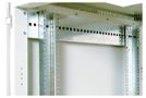 Шкаф телекоммуникационный напольный ШТК-М. Шкаф имеет 4 оцинкованные вертикальные направляющие, регулируемые по глубине.